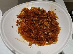 香菇粉丝炒羊肉-巴依老爷新疆美食(清华东门店)
