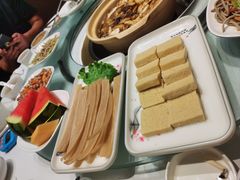-天宜隆蘑菇宴火锅(石景山旗舰店)