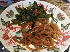 免费小咸菜-毓聪妈妈菜(合肥路店)