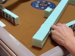 -鑫意棋牌会所(长寿路智慧广场店)