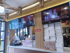 门面-霸王茶姬(南强街店)
