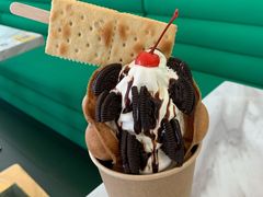 奥利奥牛奶雪糕鸡蛋仔芭菲-CHOCHENG&CO.(欢乐海岸店)