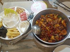 -鸡遇虾煲干锅火锅(小寨金莎店)