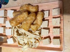 -陈大锅·岳阳鱼馆·地道岳阳菜(美食街店)