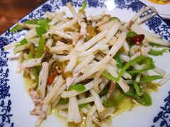 太湖芦苇根炒肉丝-呼吸森林·生态农庄农家乐私房菜