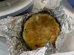 酥皮烤包子-董小西的凉皮和椒麻鸡(三元桥店)
