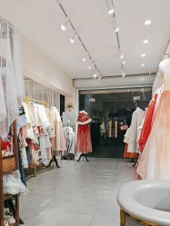-一揽芳华汉服旗袍体验馆(拙政园店)