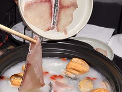 -牛牛和牛海鲜粥底火锅(长虹国际城店)