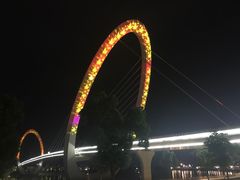 -南京眼步行桥