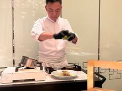 -运·中餐厅(成都华尔道夫酒店)