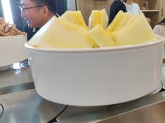 哈密瓜-鲸之味回转自助小火锅(钟鼎名悦店)