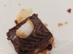 -圣丰索菲特·2 On 988 Café 自助餐厅