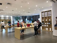 -华为授权体验店(中山公园来福士)