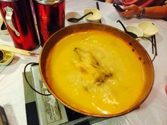 -鲜入围煮花胶鸡海鲜火锅