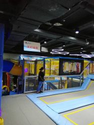 -反弹蹦床公园(南坪万达店)