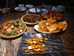 -六福烧烤酒馆(秦隆步行街店)