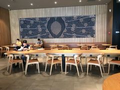 大堂-星巴克(武汉湘隆时代广场店)