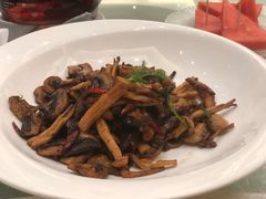 -亢龙太子酒轩(东湖店)