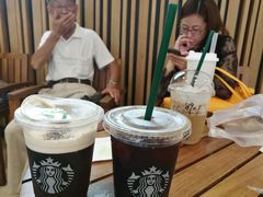 -星巴克臻选(莘庄仲盛店)
