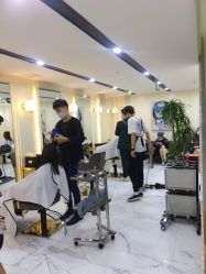-3AM HAIR SALON染发接发