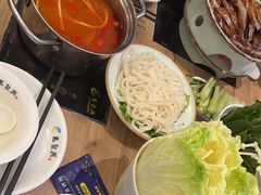 -龙聚德北京烤鸭(沙坪坝华宇A馆店)