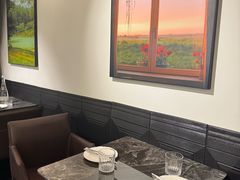 -LESCEDARS Brasserie Bistro香柏树