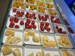 -涨巢·潮玩水疗局