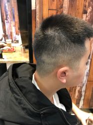 -PE SALON
