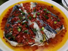 剁椒鱼头-独一佳老胡湘菜馆(矿山路店)