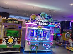 -Land Mark蓝马乐园(华联武夷购物中心店)