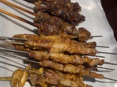 -三个大叔烤羊肉串·歌手驻唱·碳烤鲜肉(西三旗店)