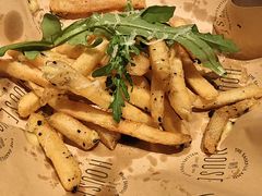 -静香HOUSE·全时段融合餐厅(七星欢乐颂店)