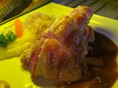 -LENBACH兰巴赫西餐啤酒坊(大连东港店)