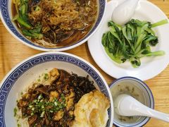 -沪西老弄堂面馆(定西路店)