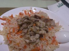 手抓饭-语言大学-清真食堂