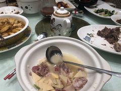 -金时代顺风大酒店(临港百联店)