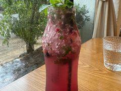 -Mark&Mars Restaurant