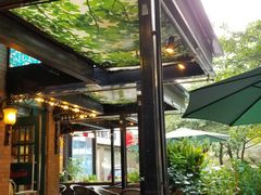 露天位-玛格萝妮比萨屋(四平店)