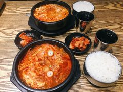 辣牛肉汤-吴草鸡爪오초닭발韩食堂(融恒盈嘉中心店)