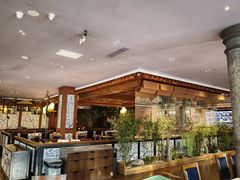 -八府香鸭·啫啫煲(华山路店)