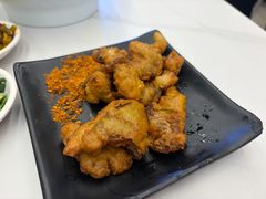 干炸鲜蘑-鲜越鲜鱼粉(财富购物中心店)
