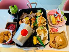 -水桶王国主题餐厅·聚会·生日派对·亲子活动·家庭套餐(亚龙湾希尔顿店)