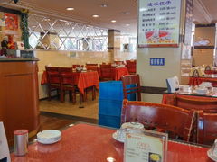 大堂-添福来墨鱼饺子 · 海鲜东北菜(泡崖店)