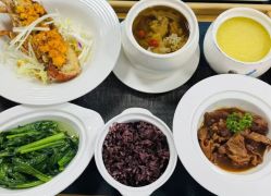 -臻康乃馨月子中心(集美店)