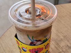 冰丝绒拿铁-瑞幸咖啡(经四路万达写字楼店)