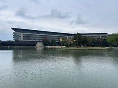 -上海佘山世茂艾美酒店