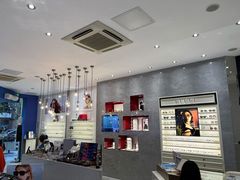 -茂昌眼镜(南京西路店)