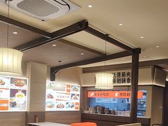 -阿瓦山寨·湘菜现炒·剁椒鱼头王(咸阳总店)