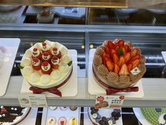 -花花卷卷·鲜食蛋糕(静安久光百货店)
