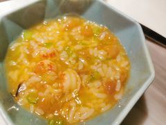 招牌小龙虾红汤泡饭-蜜桃花开·中西融合菜E&W(南长街店)